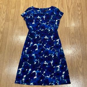 Ivanka Trump blue and white dress